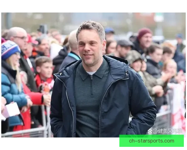 桑德兰俱乐部最新冬窗引援动向与保级前景及战术调整观察全面解读