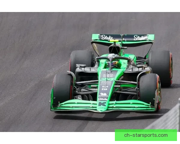 F1赛季最新动态解析车队争冠格局与顶尖车手表现